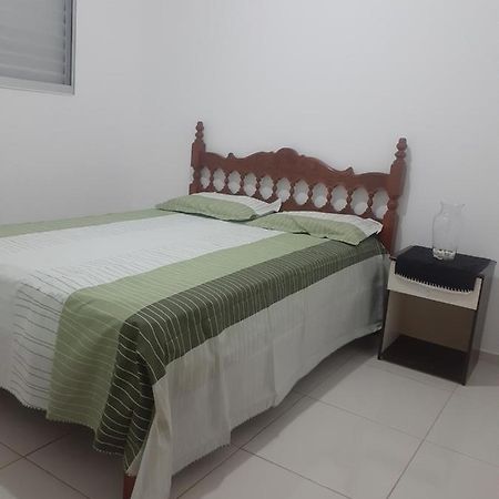 Quarto Em Apartamento ซูซาโน ภายนอก รูปภาพ